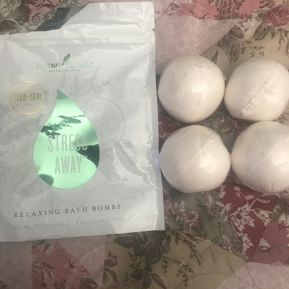 Bath bombs